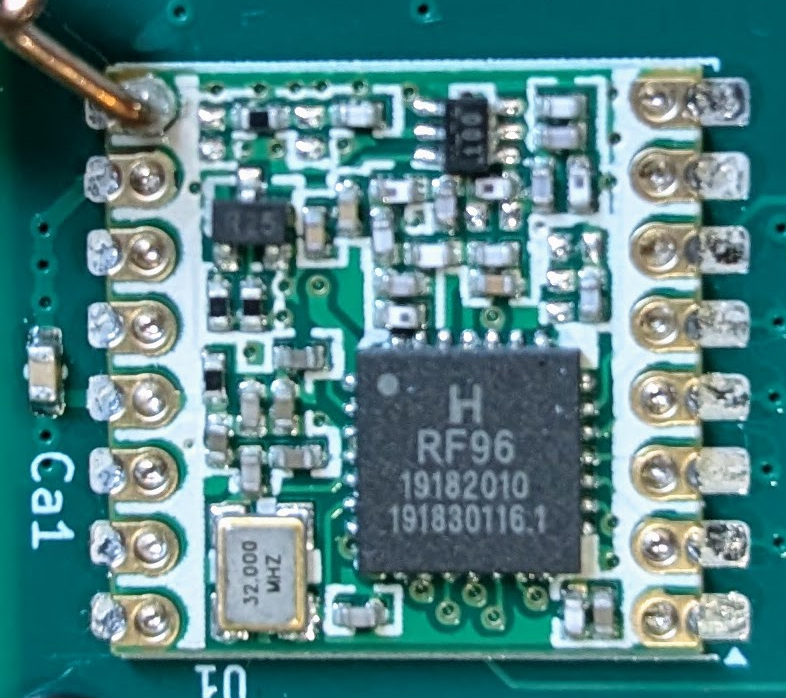 HopeRF RFM95W module mounted on PCB