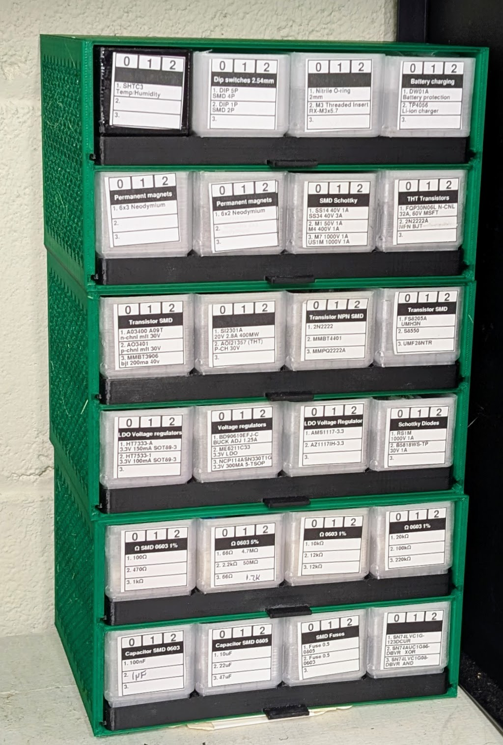 Component bulk storage cabinets