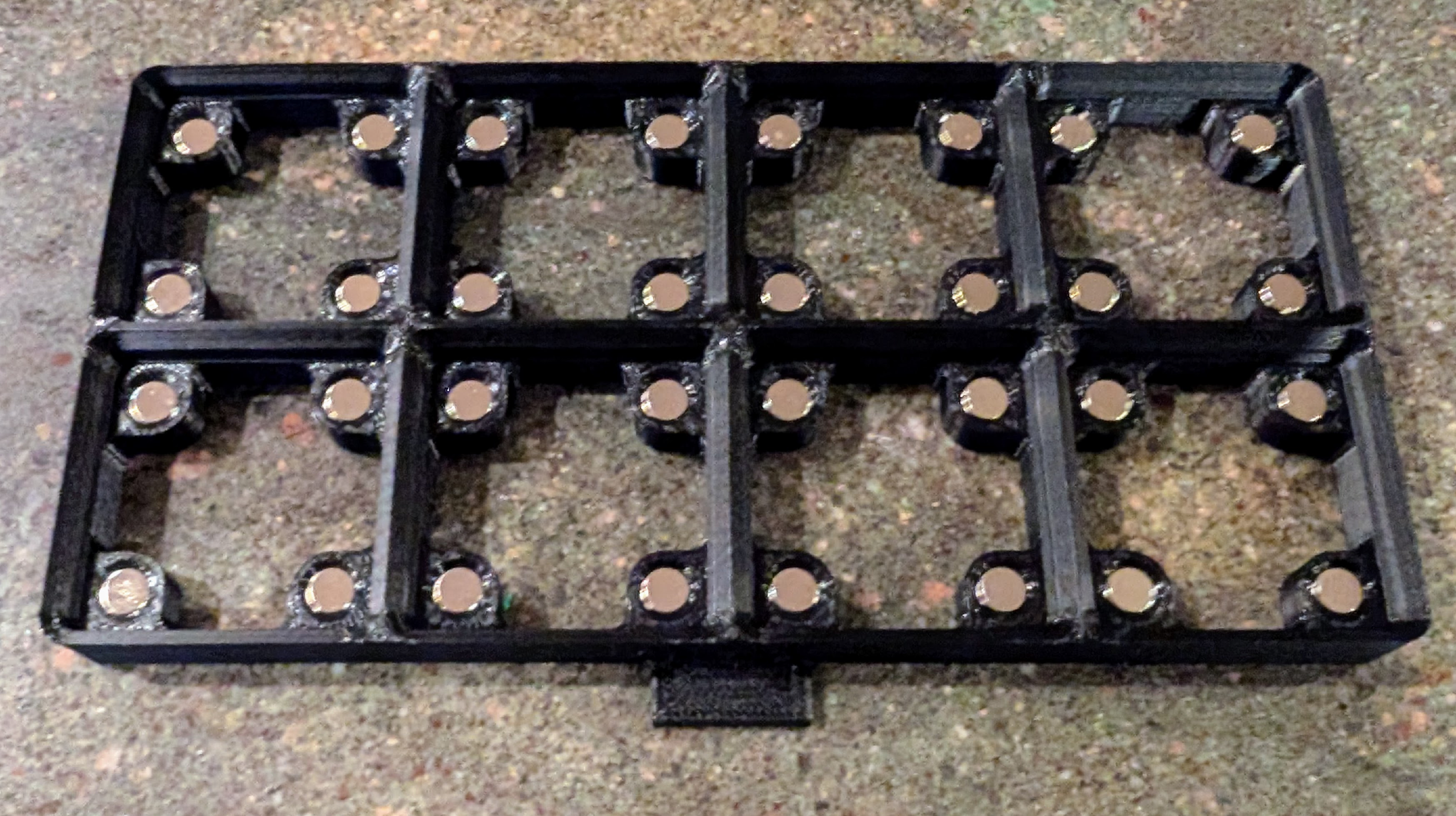 Shelf SMD pick-bins